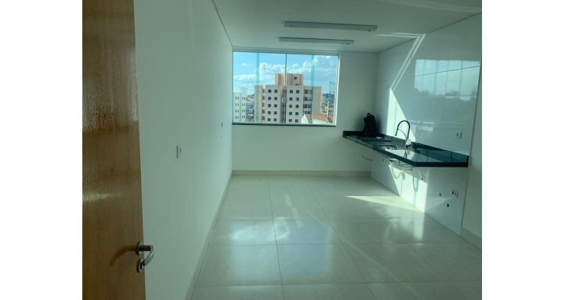 Belo Sobrado novo à venda na Vila Mangalot na Rua Evandro Danton Ferreira Gandra 67