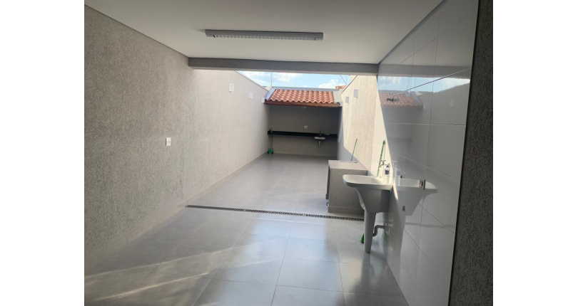 Belo Sobrado novo à venda na Vila Mangalot na Rua Evandro Danton Ferreira Gandra 67