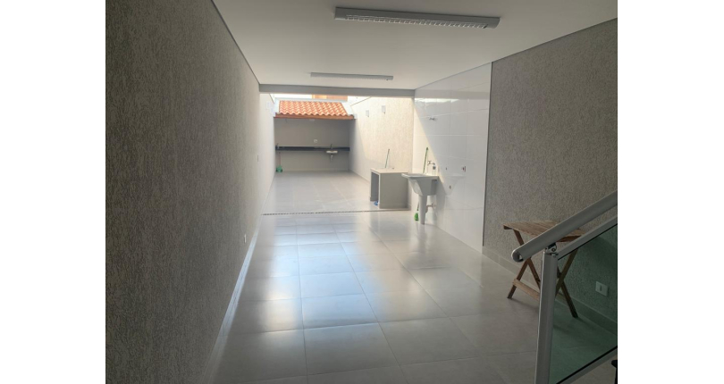 Belo Sobrado novo à venda na Vila Mangalot na Rua Evandro Danton Ferreira Gandra 65