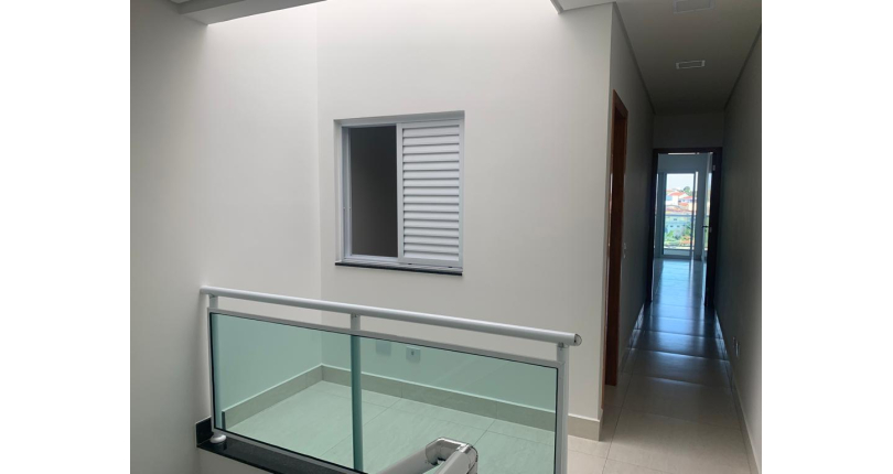 Belo Sobrado novo à venda na Vila Mangalot na Rua Evandro Danton Ferreira Gandra 65