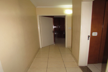 Sobrado à venda no Parque São Domingos na Rua Pedro Sernagiotti, com 3 dormitórios