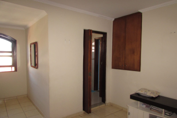 Sobrado à venda no Parque São Domingos na Rua Pedro Sernagiotti, com 3 dormitórios