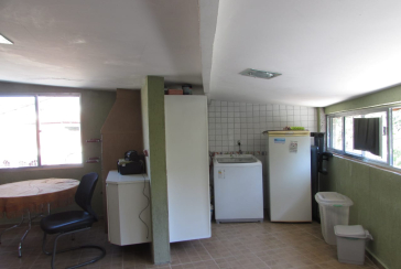 Sobrado à venda no Parque São Domingos na Rua Pedro Sernagiotti, com 3 dormitórios