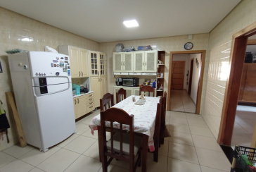 Casas para renda à venda no Jardim Santo Elias na Rua Otávio Gonçalves Martins