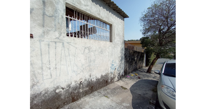 Casas para renda à venda no Jardim Santo Elias na Rua Otávio Gonçalves Martins
