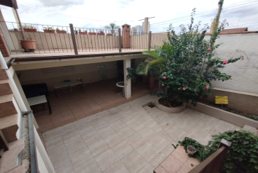 Casa Térrea à venda no Jardim Santo Elias na Rua Domingos Sérgio dos Anjos,