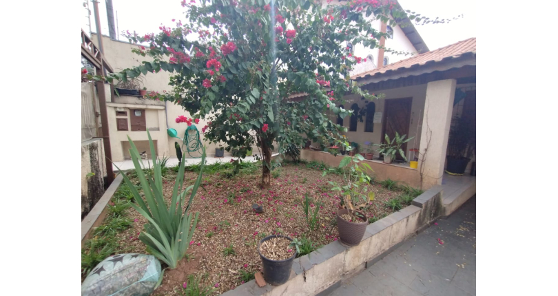 Casa Térrea à venda no Jardim Santo Elias na Rua Domingos Sérgio dos Anjos,