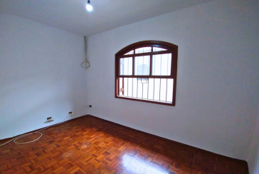 Sobrado à venda no Jardim Marisa na Rua Avelino Ginjo,