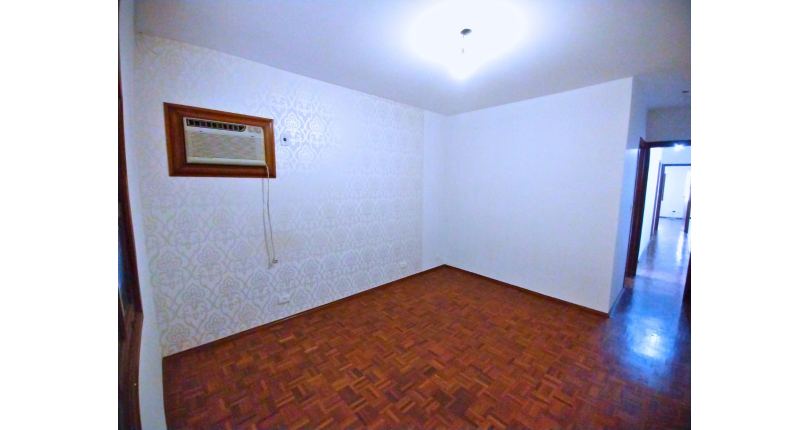 Sobrado à venda no Jardim Marisa na Rua Avelino Ginjo,