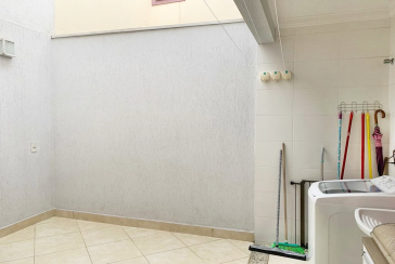 LINDO Sobrado à venda na Vila Bonilha na Rua Luís Afonso, com 3 dormitórios