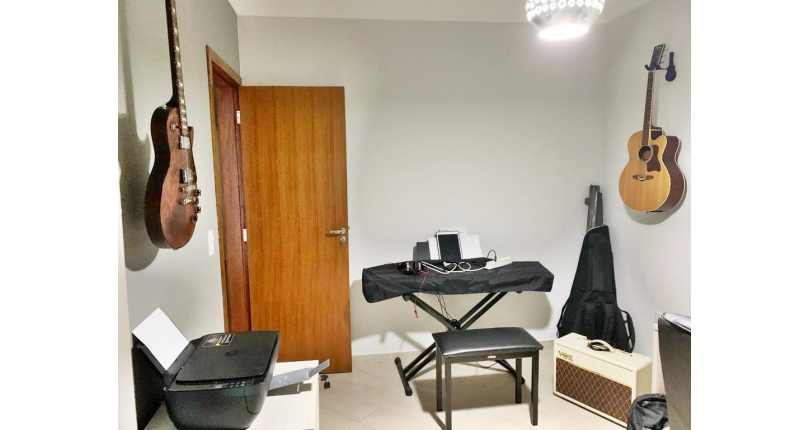 LINDO Sobrado à venda na Vila Bonilha na Rua Luís Afonso, com 3 dormitórios