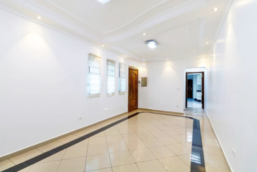 Lindo Sobrado à venda na Vila Pereira Barreto na Rua Celso Vieira,