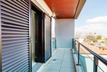 Lindo Sobrado à venda na Vila Pereira Barreto na Rua Celso Vieira,