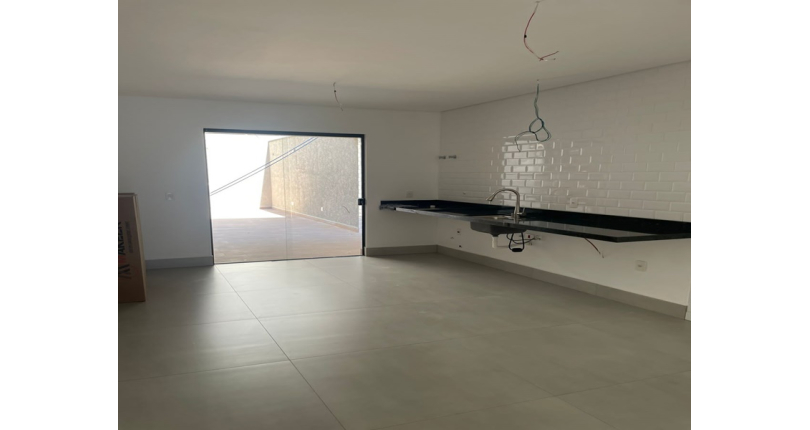 Lindo Sobrado novo à venda no Jardim Regina na Rua Francisco Ursaia, 51A