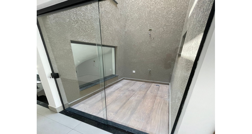 Lindo Sobrado novo à venda no Jardim Regina na Rua Francisco Ursaia, 51A