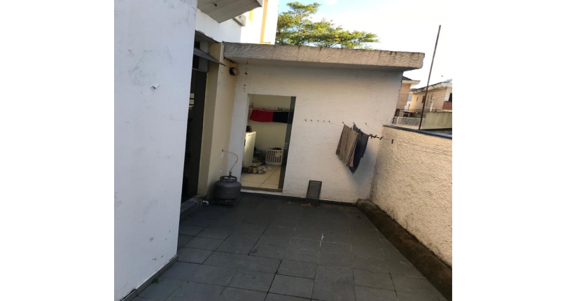 Casa à venda no Jardim Santo Elias na Rua Domingos Sérgio dos Anjos