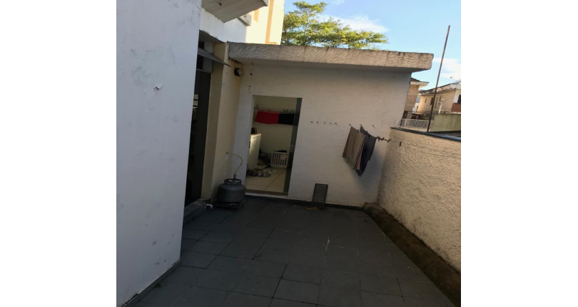 Casa à venda no Jardim Santo Elias na Rua Domingos Sérgio dos Anjos