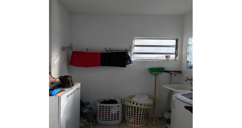 Casa à venda no Jardim Santo Elias na Rua Domingos Sérgio dos Anjos