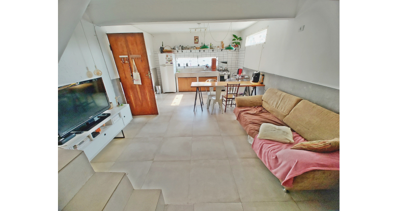 Sobrado à venda no Jardim Vista Linda na Rua Erva das Virgens