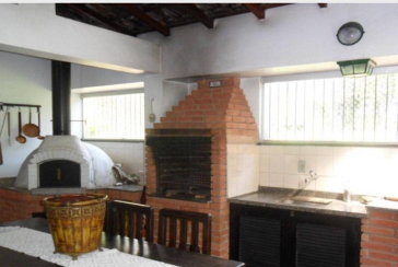  Sobrado à venda na Vila Pereira Cerca na Rua Visconde Cavalcanti com 4 dormitórios