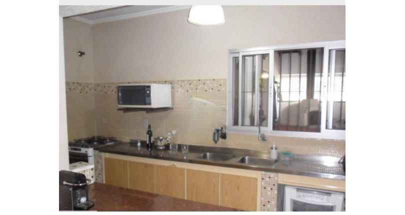  Sobrado à venda na Vila Pereira Cerca na Rua Visconde Cavalcanti com 4 dormitórios