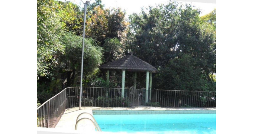  Sobrado à venda na Vila Pereira Cerca na Rua Visconde Cavalcanti com 4 dormitórios