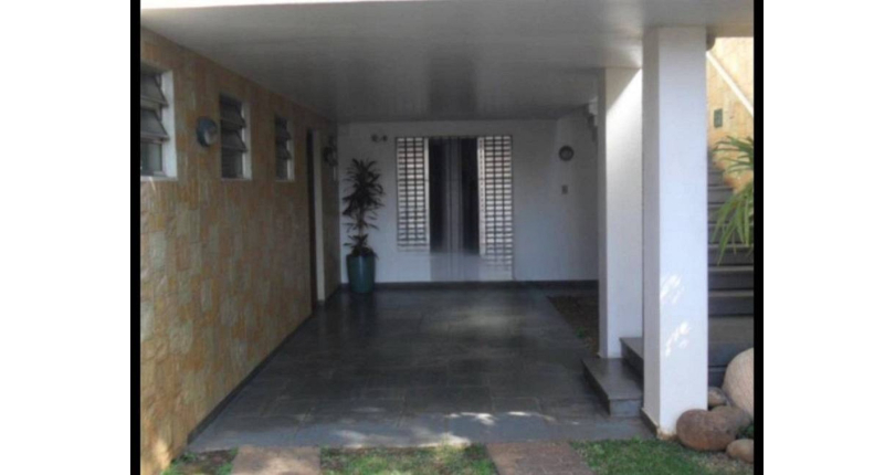  Sobrado à venda na Vila Pereira Cerca na Rua Visconde Cavalcanti com 4 dormitórios