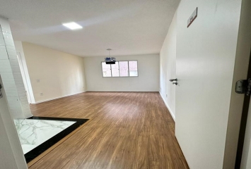LINDO Apartamento à venda no Jardim Ipanema na Avenida Alexios Jafet 555