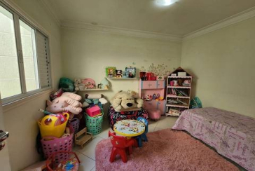 LINDO Sobrado á venda no Parque São Domingos na Rua Paulo Felipetti