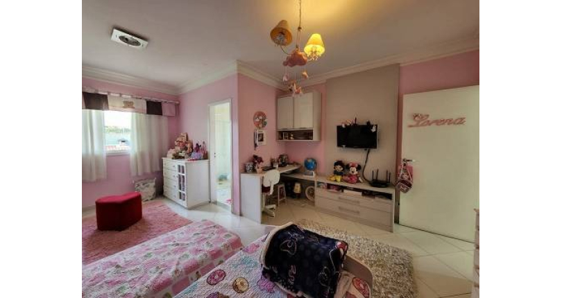 LINDO Sobrado á venda no Parque São Domingos na Rua Paulo Felipetti