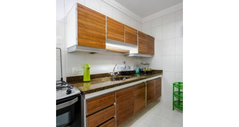 LINDO Sobrado à venda no Parque Maria Domitila na Rua Monsenhor Castro Nery com 4 dormitórios