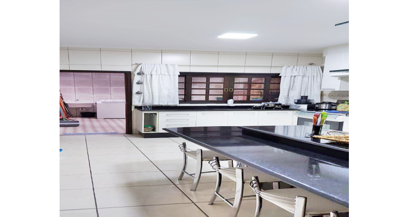 Sobrado à venda em Pirituba na Rua Drosera, com 3 dormitórios,