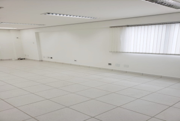 Ótima Sala Comercial à venda na Lapa na Rua Antônio Raposo,