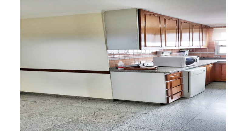 Apartamento à venda na Alto da Lapa na Rua Luís César Pannain 14