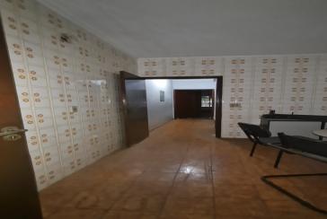 Sobrado à venda no Parque São Domingos na Avenida General Charles de Gaulle