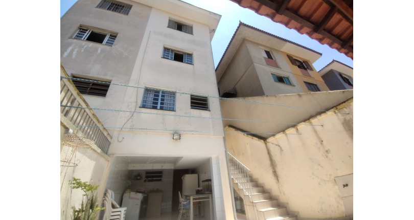 Sobrado á venda no Parque São Domingos na Rua Professora Altina Maynard de Araújo