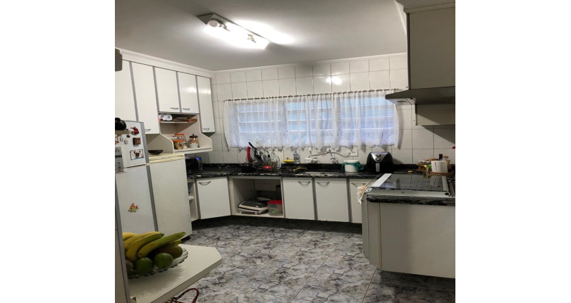 Sobrado á venda no Jardim Santo Elias na Rua Benedito da Fonseca Rondon