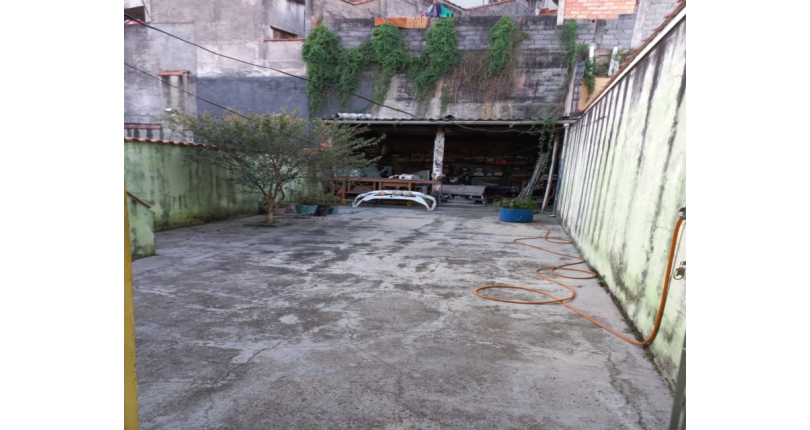 Sobrado à venda na Mutinga (Osasco) na Rua Otávio Schianti