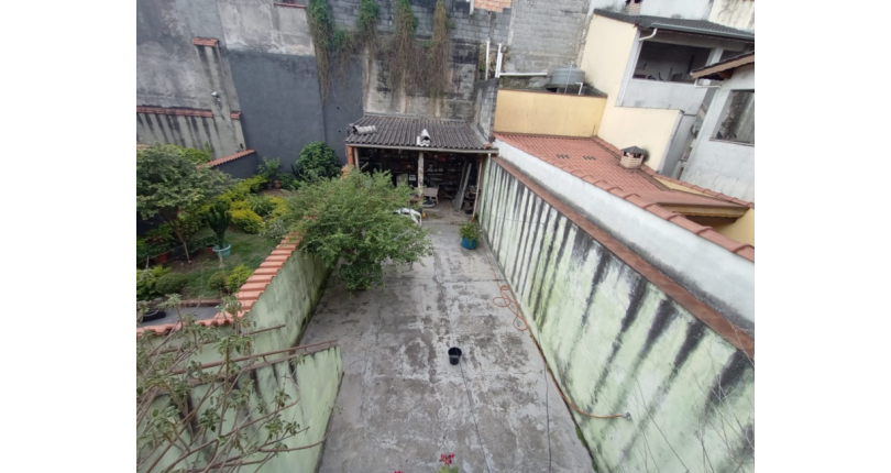 Sobrado à venda na Mutinga (Osasco) na Rua Otávio Schianti