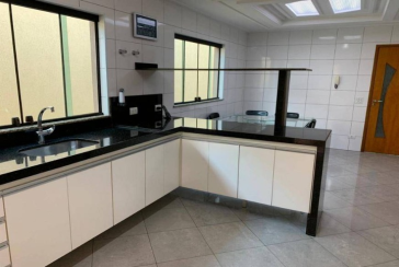 Sobrado à venda no Parque São Domingos na Rua Professor Aguinaldo Simões