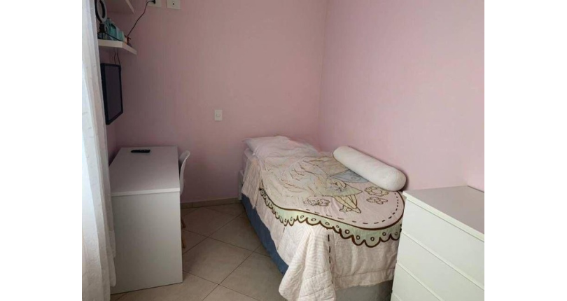 Sobrado à venda no Parque São Domingos na Rua Professor Aguinaldo Simões