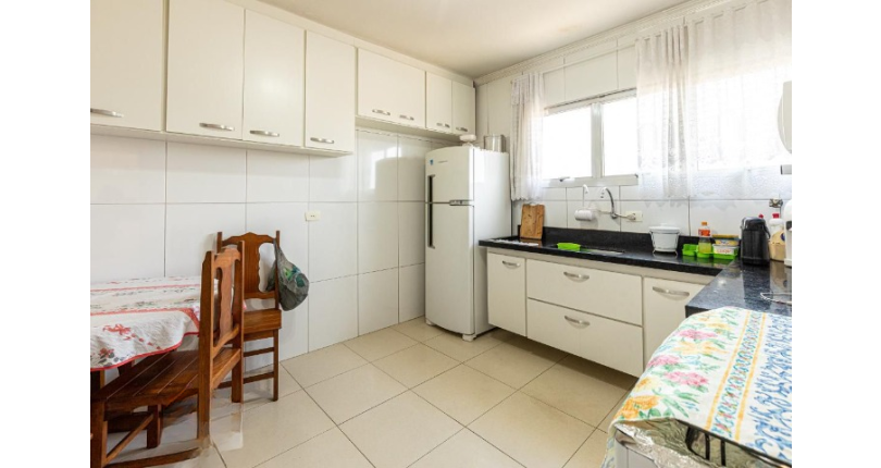 Sobrado à Venda no Parque São Domingos na Rua Professora Altina Maynardi de Araújo