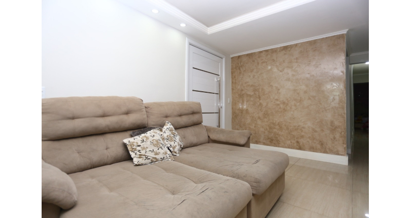 Bela Casa à venda em Osasco bairro dos Remédios na Rua Maria Augusta Siqueira,