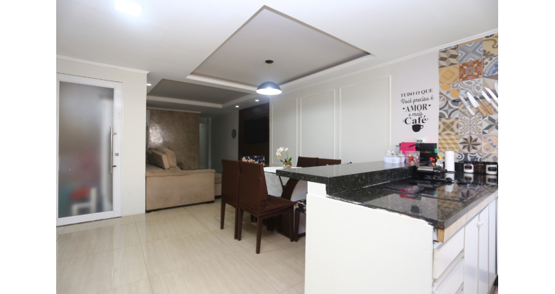 Bela Casa à venda em Osasco bairro dos Remédios na Rua Maria Augusta Siqueira,