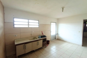 Casa para renda à venda no Jaraguá na Rua Coronel José Venâncio Dias