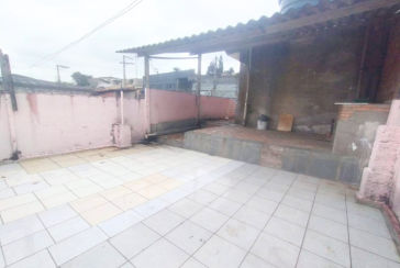 Casa para renda à venda no Jaraguá na Rua Coronel José Venâncio Dias