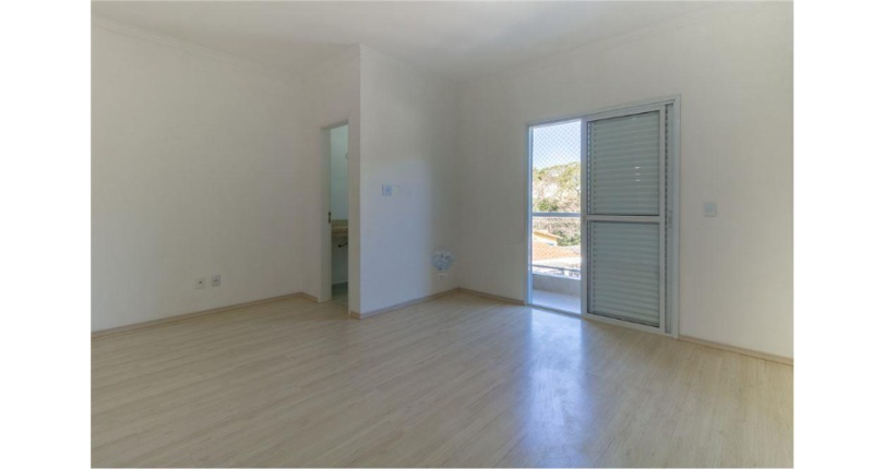 Belíssimo Sobrado à venda na Vila Jaguará na Rua Artur Orlando, 