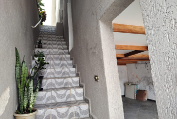 Bom Sobrado à venda no Parque Maria Domitila na Rua Estevão Ribeiro,