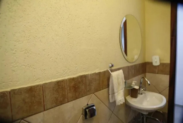 Belo Sobrado à venda na Vila Fiat Lux na Rua Rudi Schaly, 