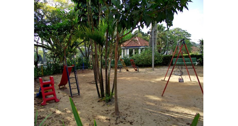 Belo Sobrado à venda na Vila Fiat Lux na Rua Rudi Schaly, 